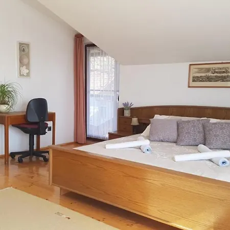 La Cassa Guest house