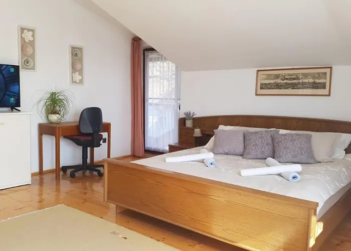 La Cassa Guest house